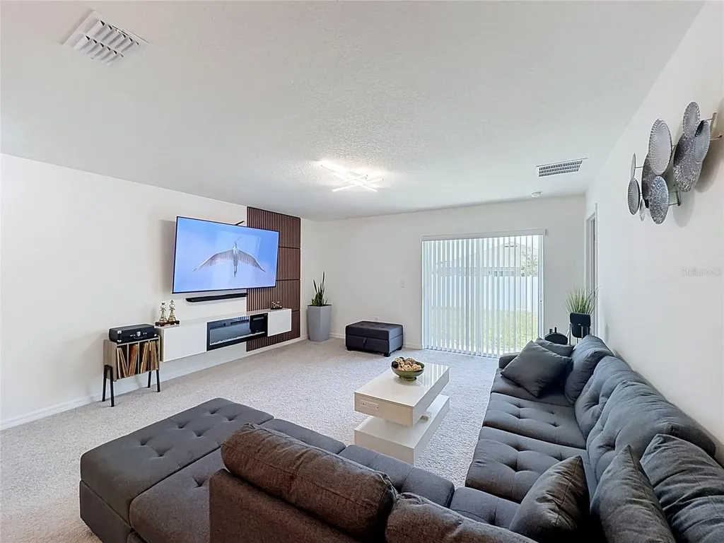 339 Towns Circle Haines City FL 33844