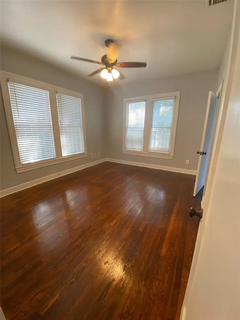 1003 E Columbus Drive Tampa FL 33605