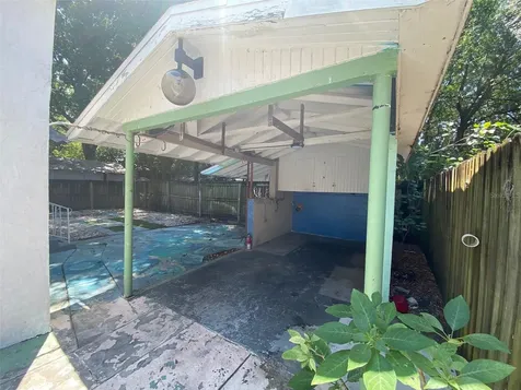 1003 E Columbus Drive Tampa FL 33605
