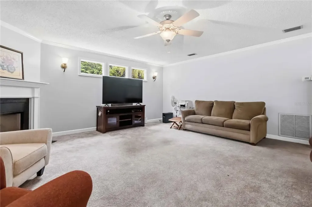 1622 Travelers Palm Drive Edgewater FL 32132