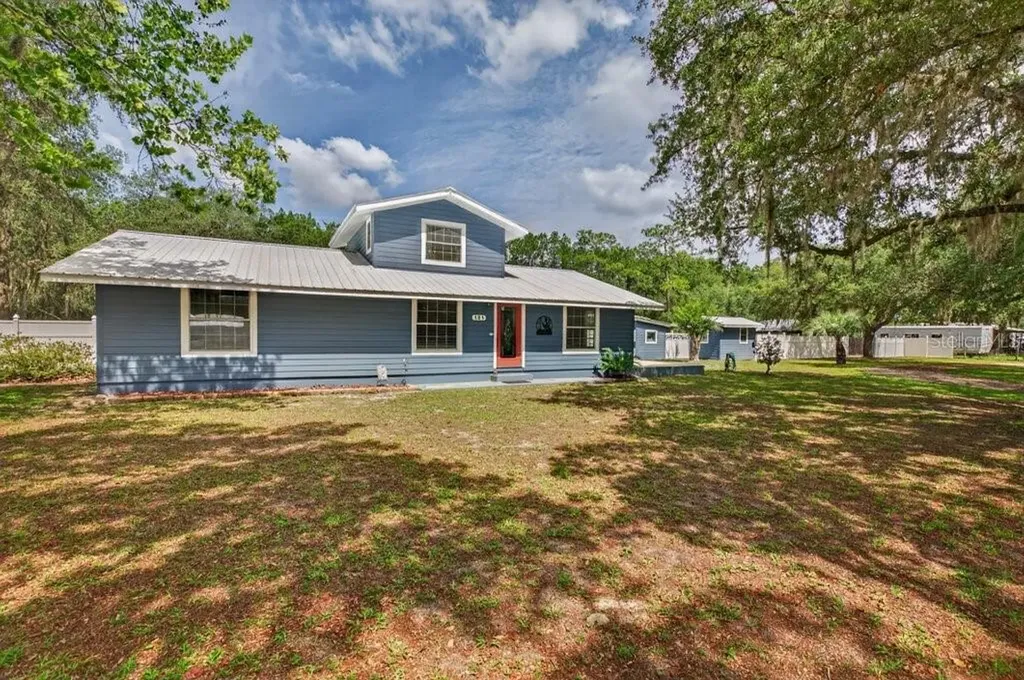 121 Daren Drive E Palatka FL 32177