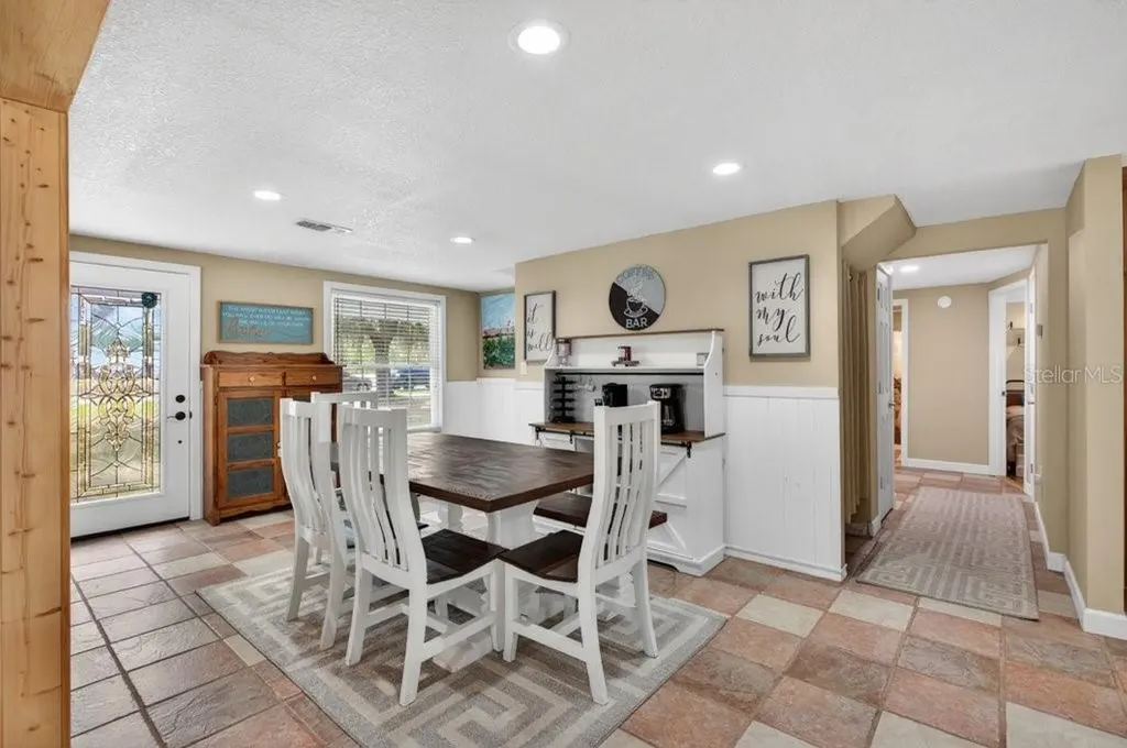 121 Daren Drive E Palatka FL 32177