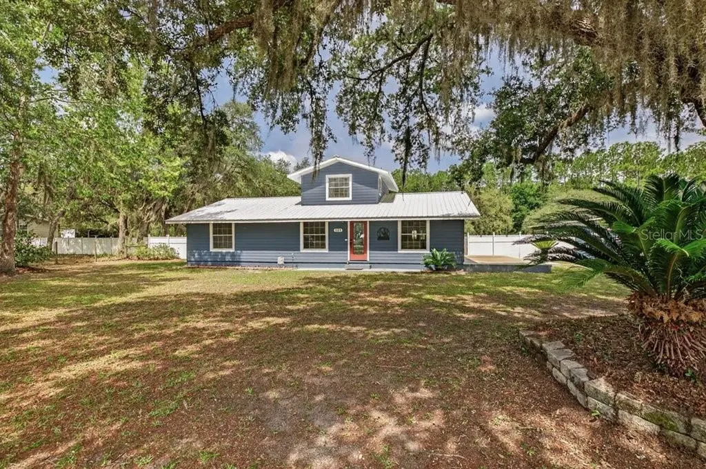 121 Daren Drive E Palatka FL 32177