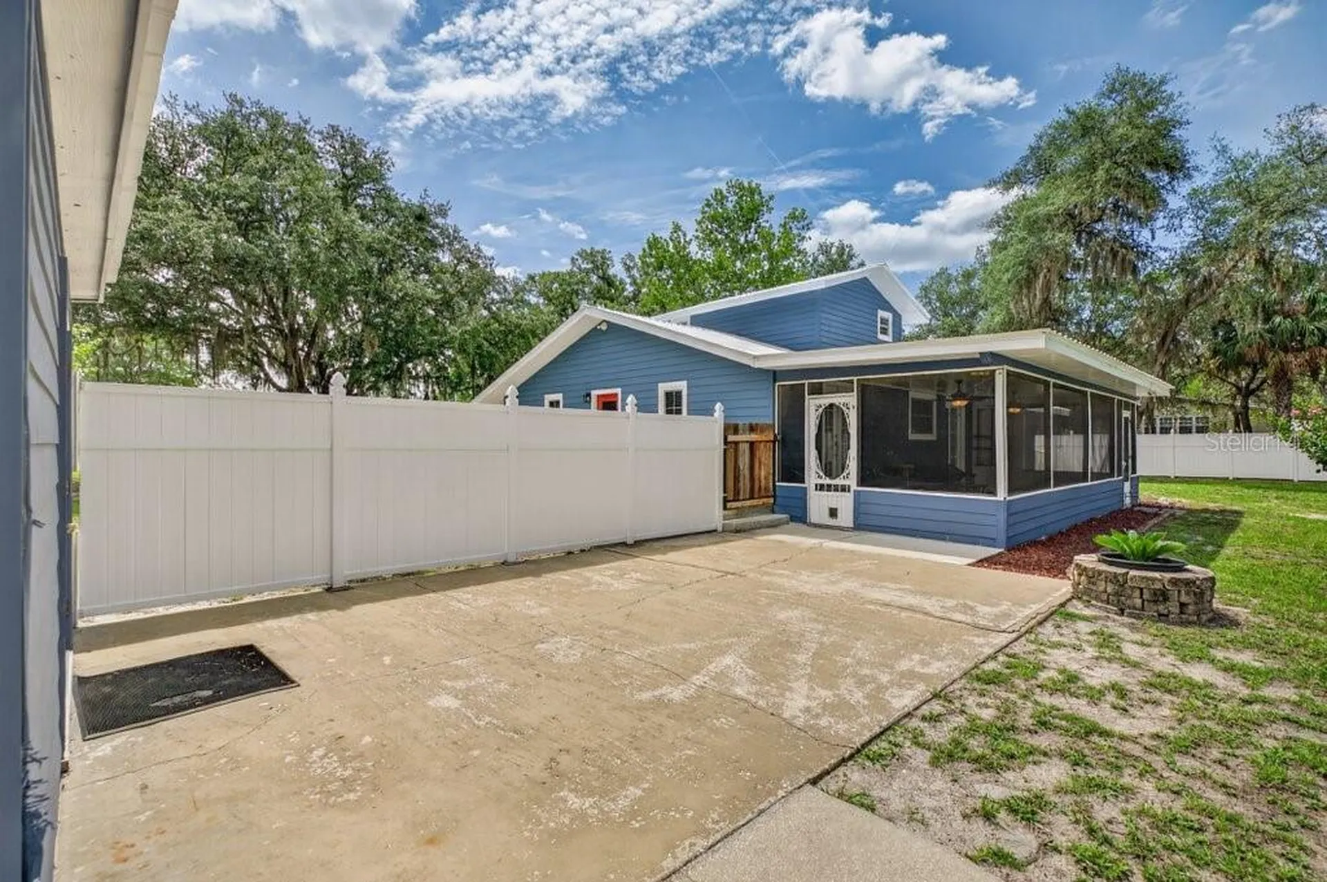 121 Daren Drive Palatka FL 32177
