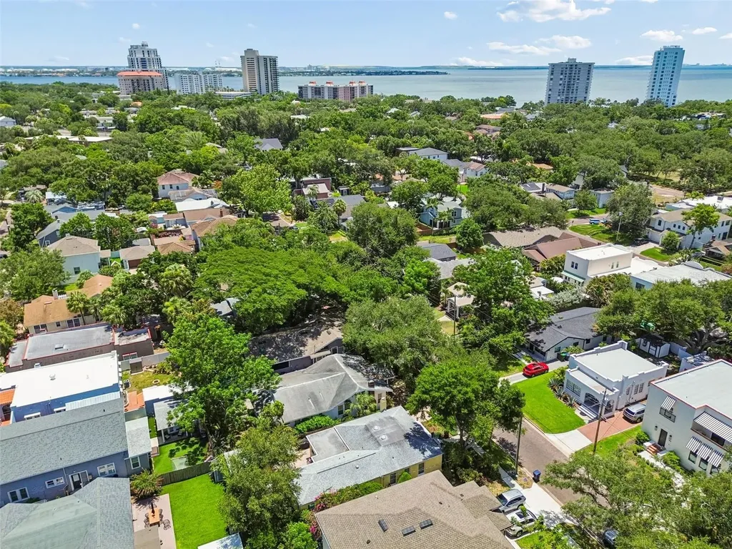 2909 W San Rafael Street Tampa FL 33629