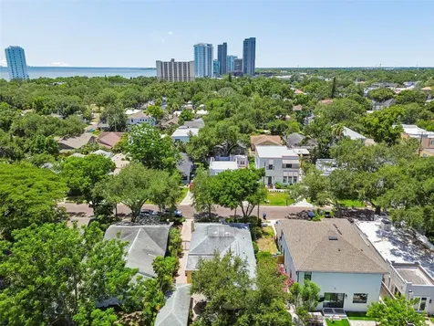 2909 W San Rafael Street Tampa FL 33629