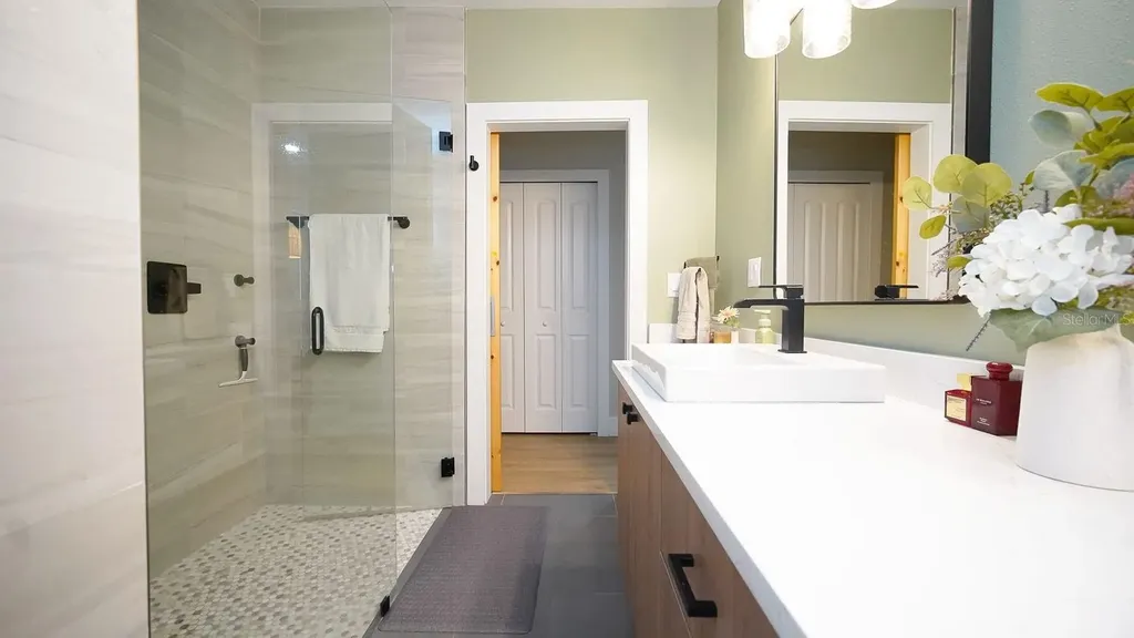 3207 W Nassau Street Tampa FL 33607