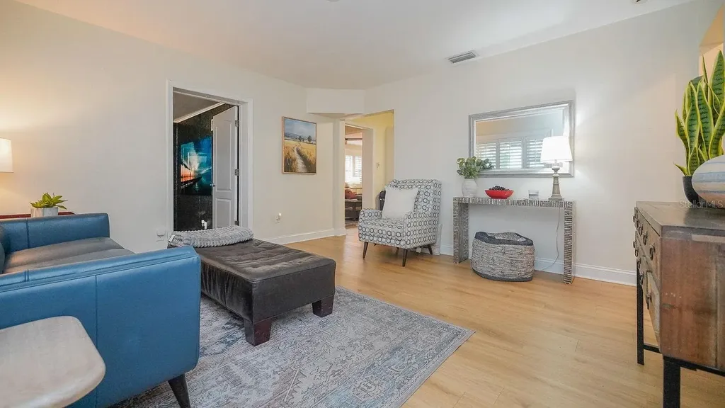 3207 W Nassau Street Tampa FL 33607