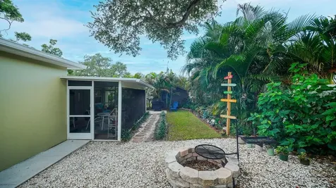3207 W Nassau Street Tampa FL 33607