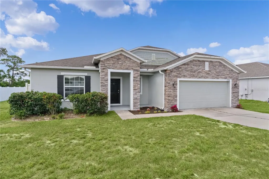 15344 White Tail Loop Mascotte FL 34753