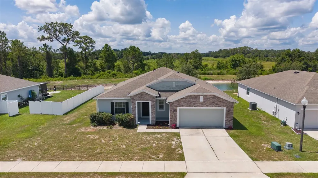 15344 White Tail Loop Mascotte FL 34753