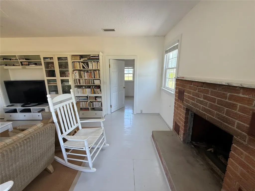 7390 180th Street Mc Alpin FL 32062