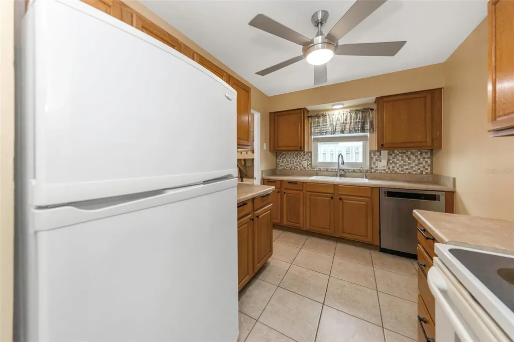 5711 92nd Avenue N Pinellas Park FL 33782