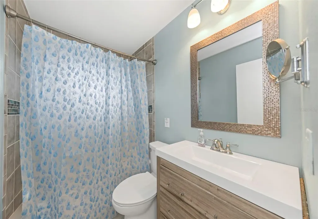 5711 92nd Avenue N Pinellas Park FL 33782