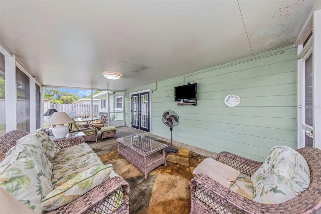 5711 92nd Avenue N Pinellas Park FL 33782