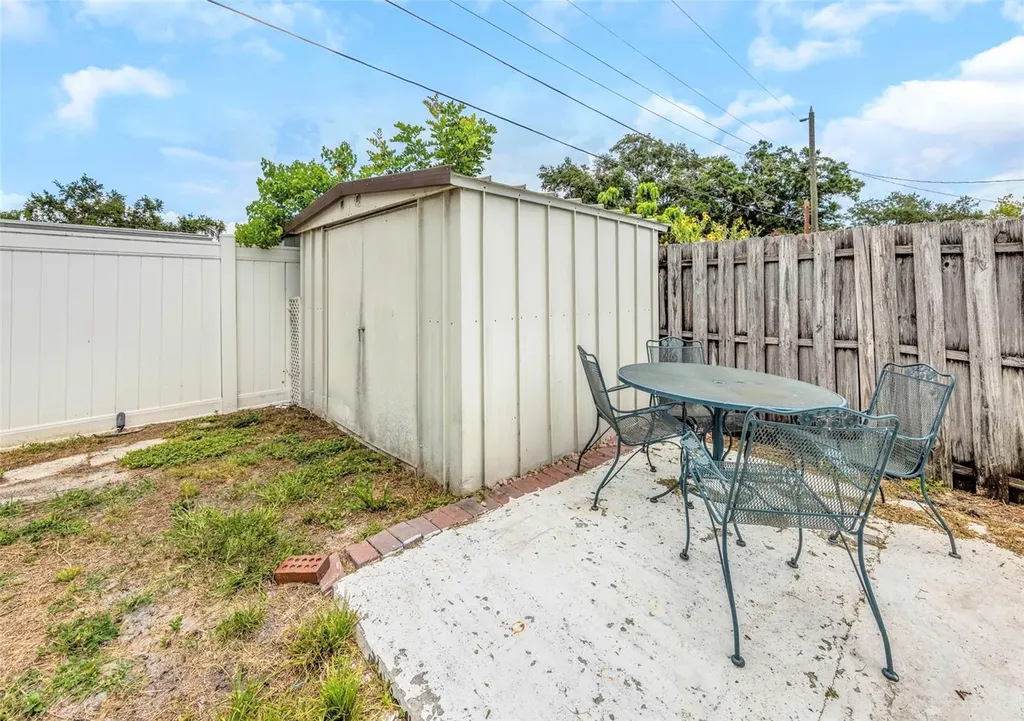 5711 92nd Avenue N Pinellas Park FL 33782