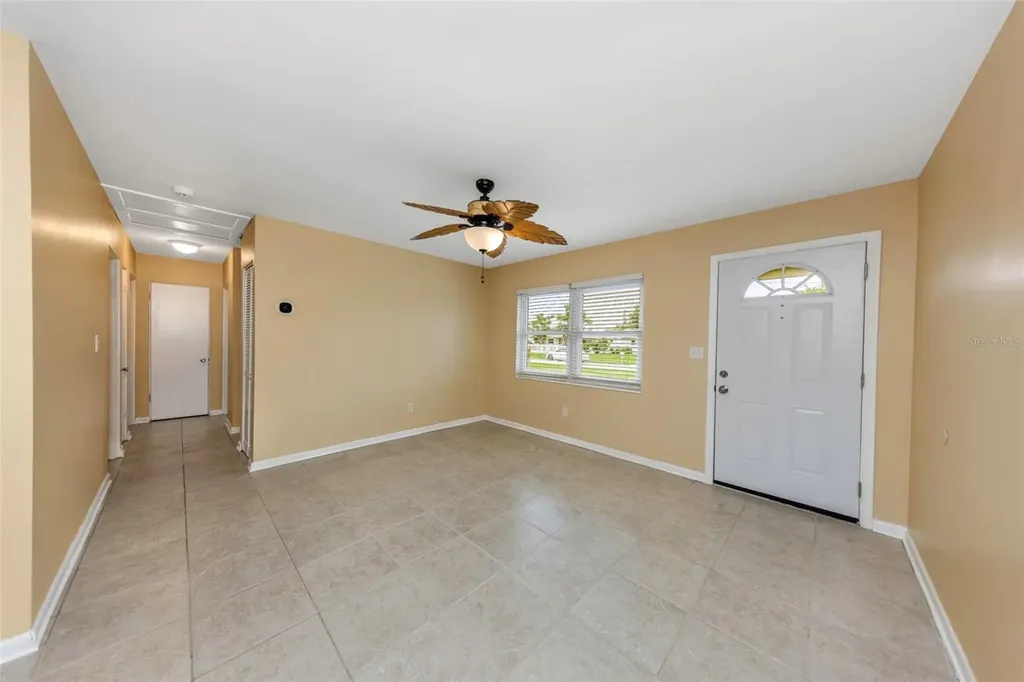 5711 92nd Avenue N Pinellas Park FL 33782