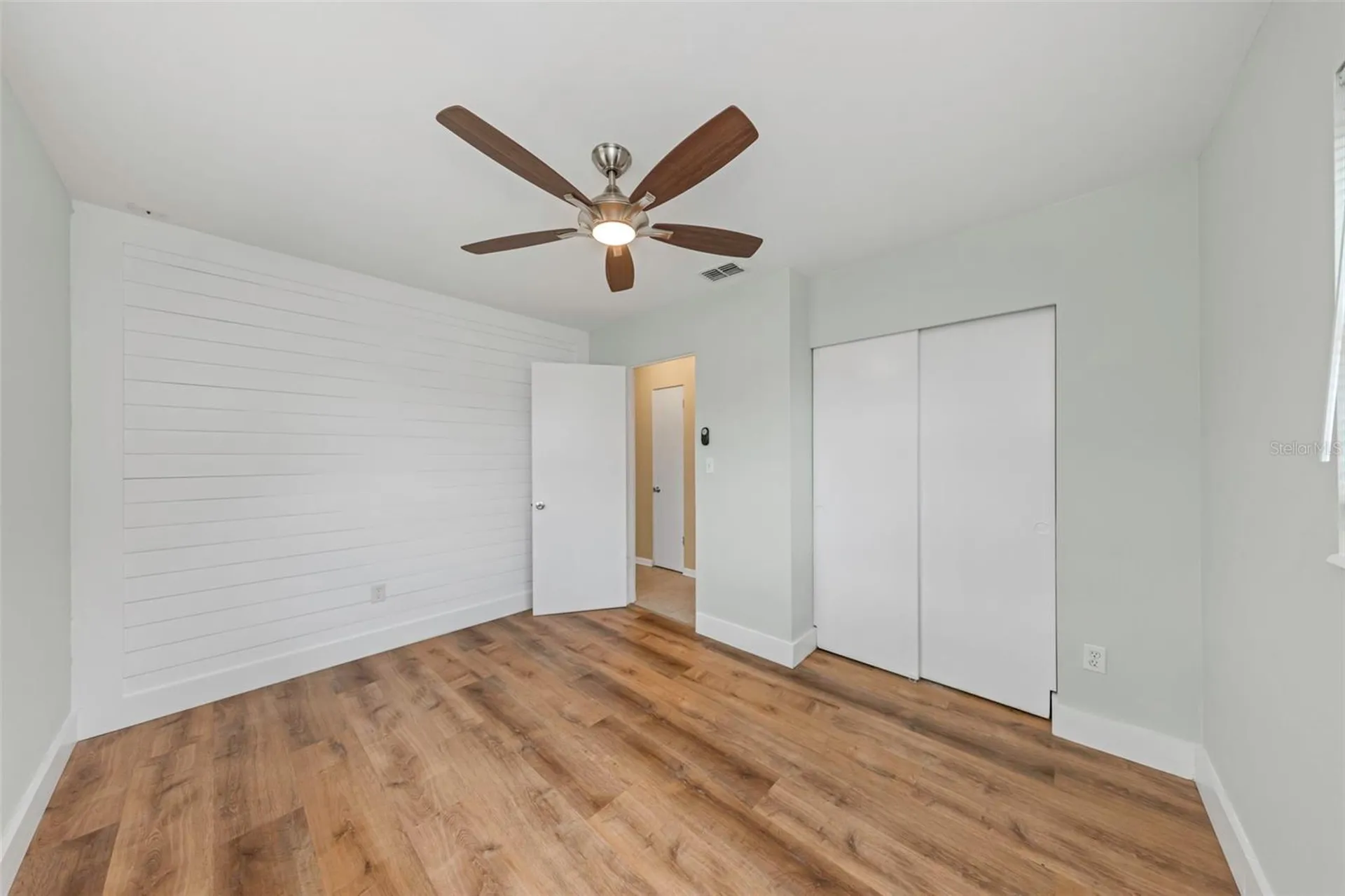 5711 92nd Avenue N Pinellas Park FL 33782