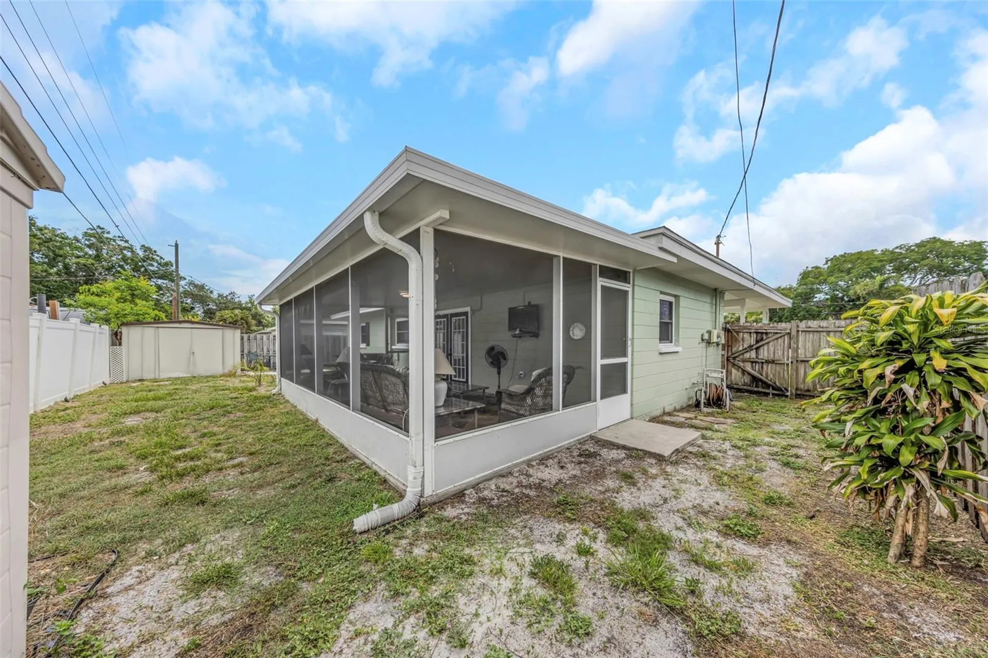5711 92nd Avenue N Pinellas Park FL 33782