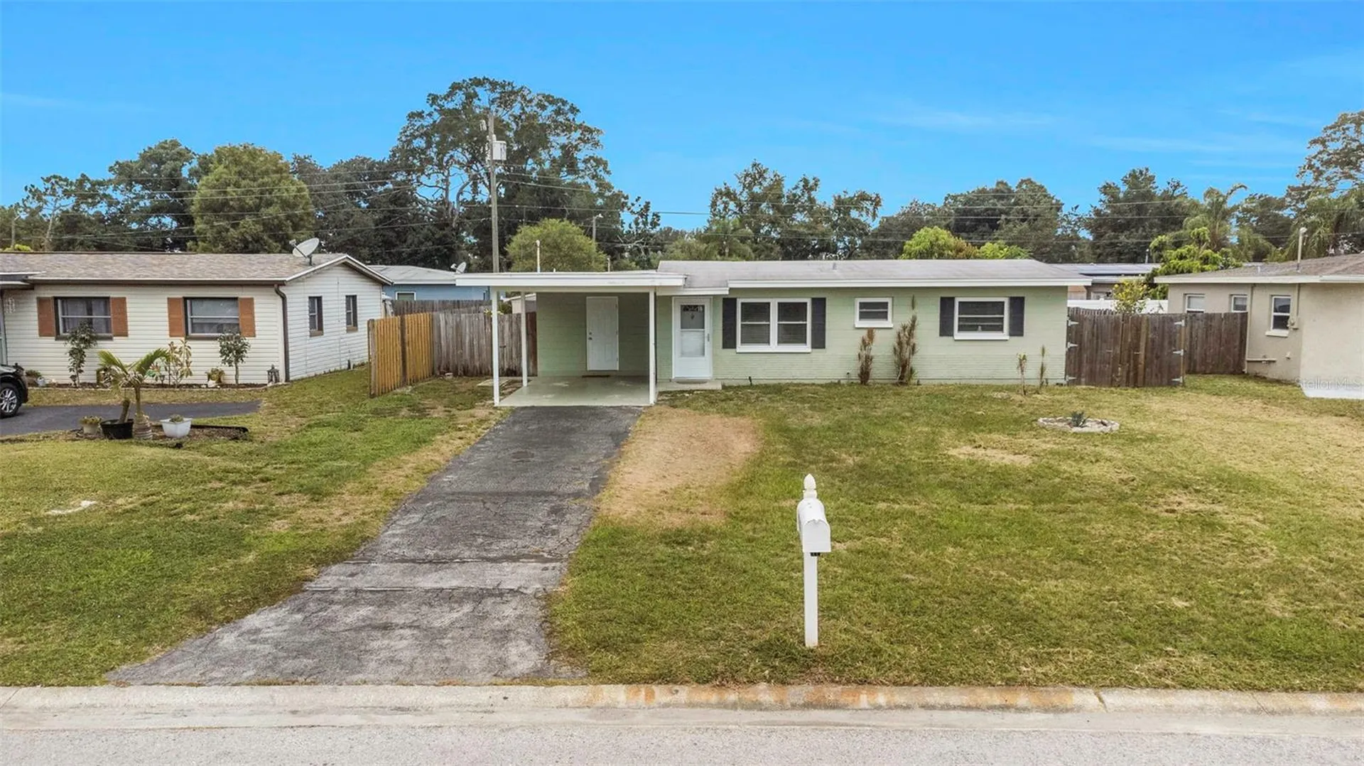 5711 92nd Avenue N Pinellas Park FL 33782