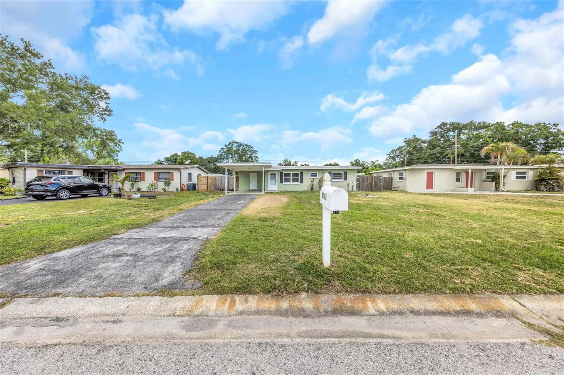5711 92nd Avenue N Pinellas Park FL 33782