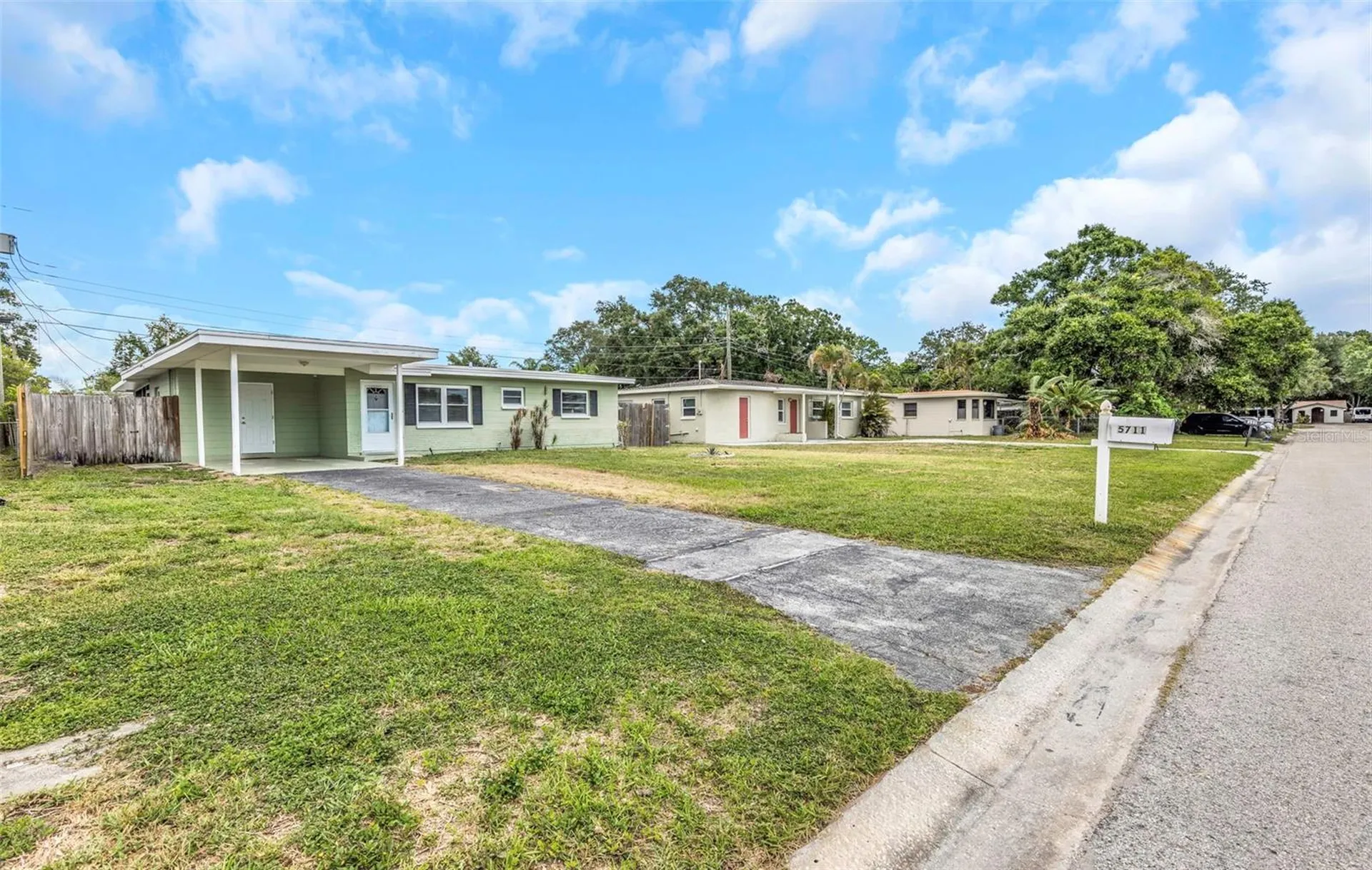 5711 92nd Avenue N Pinellas Park FL 33782