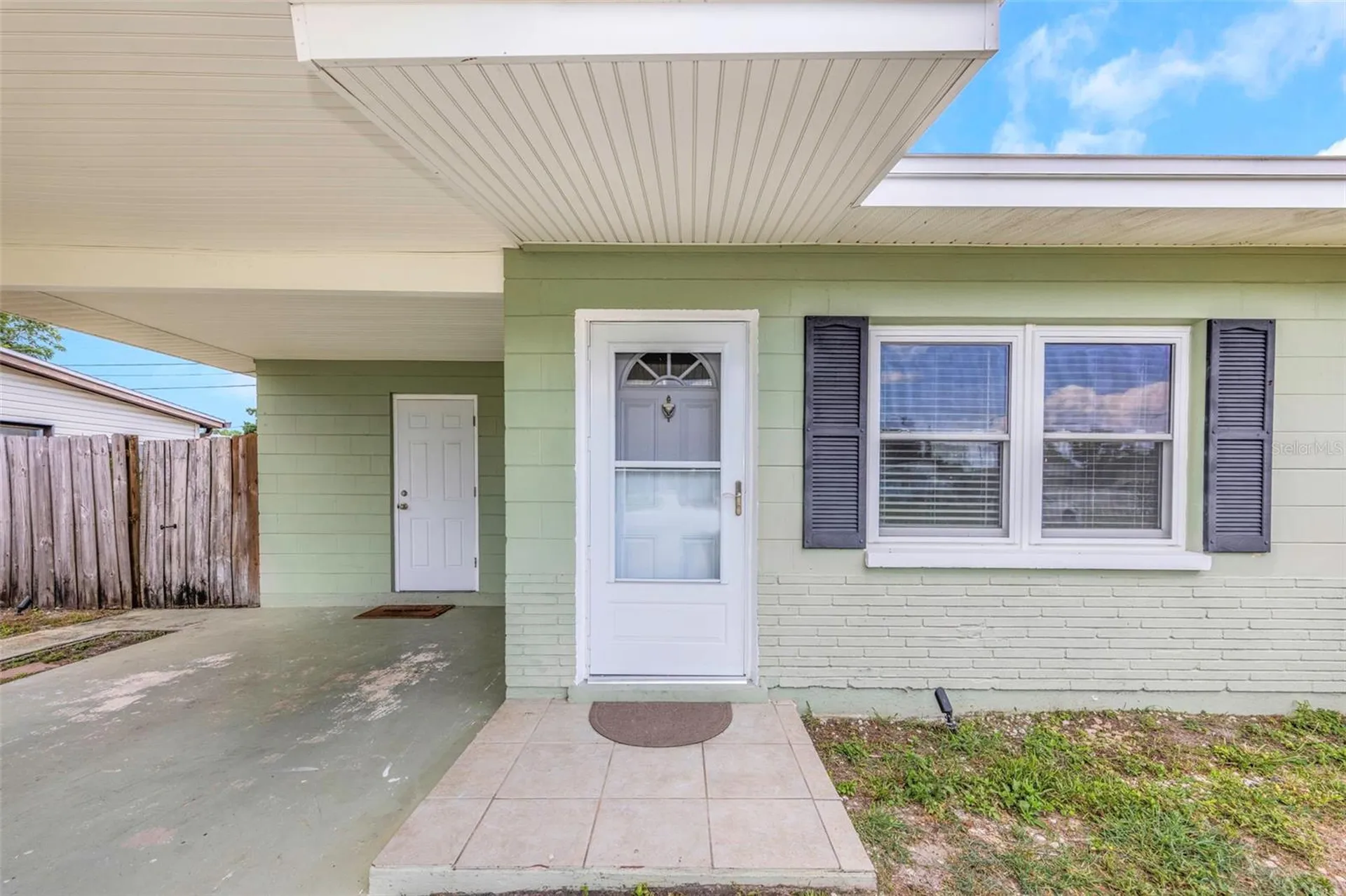 5711 92nd Avenue N Pinellas Park FL 33782