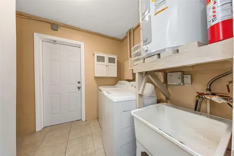 5711 92nd Avenue N Pinellas Park FL 33782