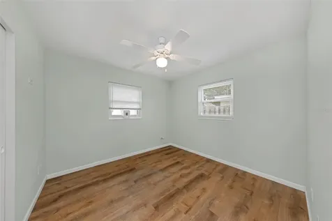 5711 92nd Avenue N Pinellas Park FL 33782
