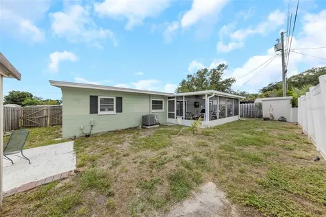 5711 92nd Avenue N Pinellas Park FL 33782