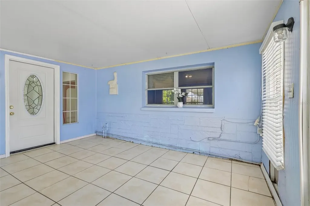 9680 Park Lake Drive N Pinellas Park FL 33782