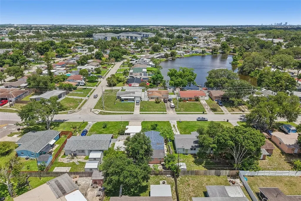 9680 Park Lake Drive N Pinellas Park FL 33782