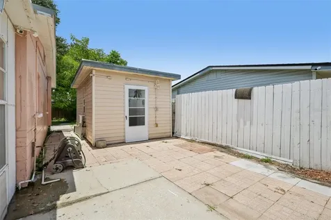 9680 Park Lake Drive N Pinellas Park FL 33782