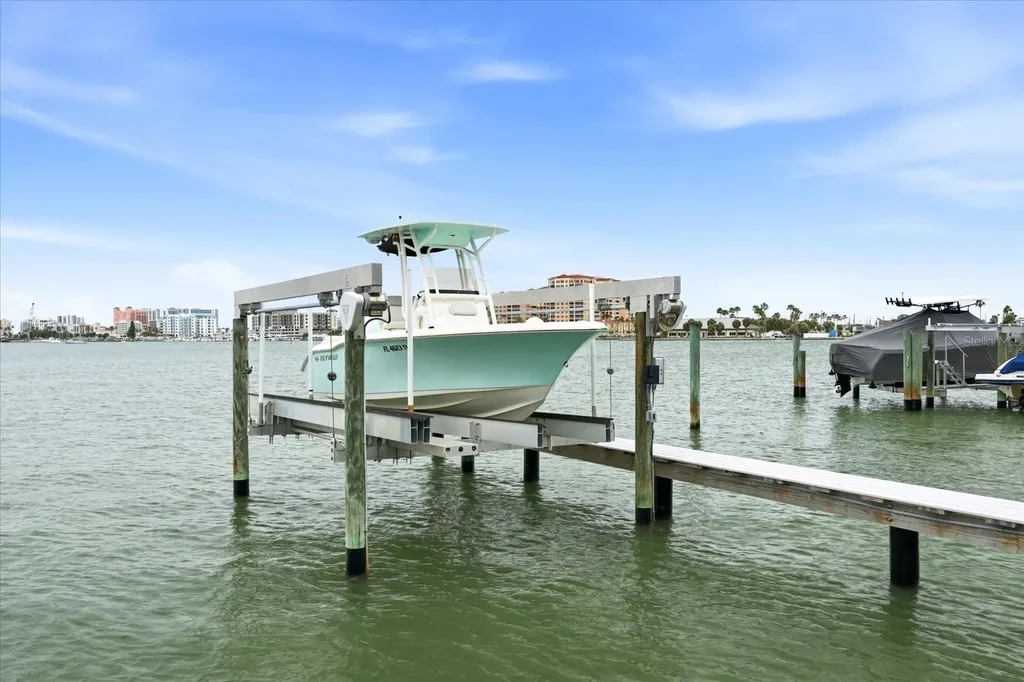 610 Island Way Clearwater Beach FL 33767