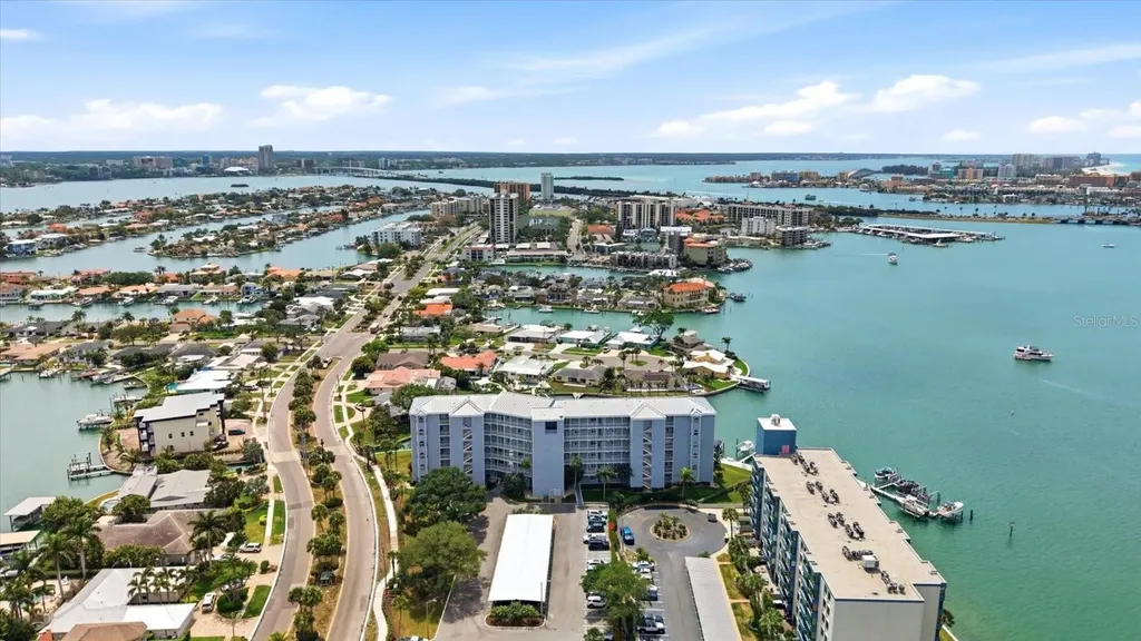 610 Island Way Clearwater Beach FL 33767