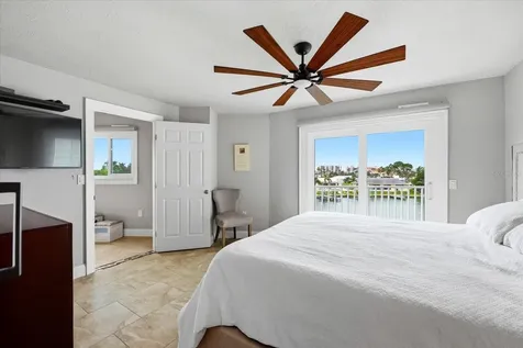 610 Island Way Clearwater Beach FL 33767