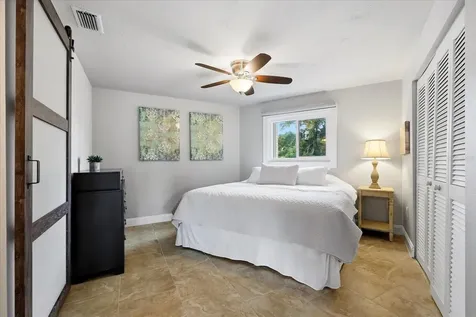 610 Island Way Clearwater Beach FL 33767