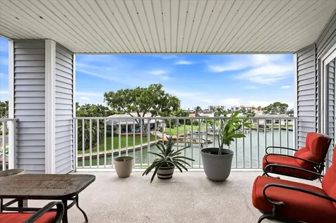 610 Island Way Clearwater Beach FL 33767