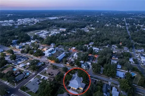 901 W Baker Street Plant City FL 33563