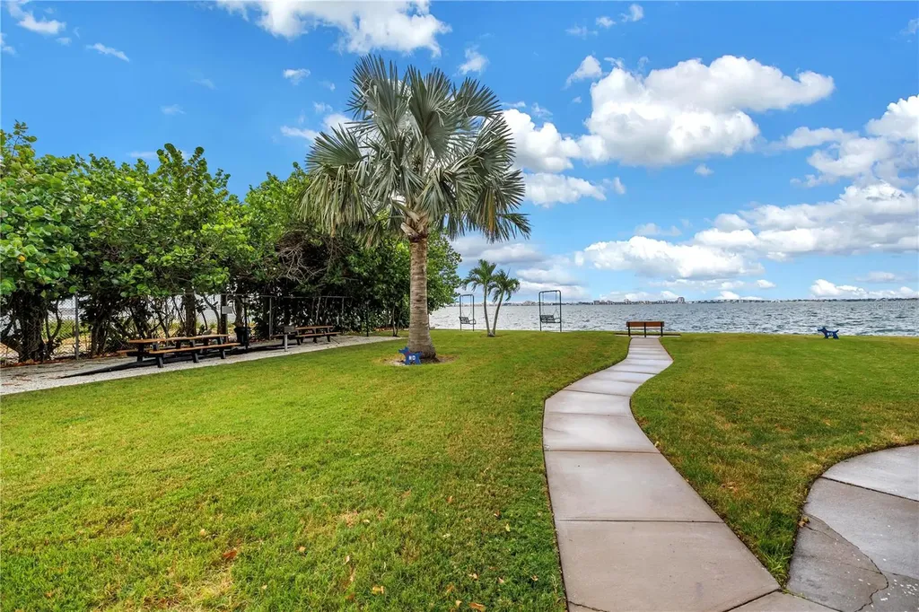 6020 Shore Boulevard S St Petersburg FL 33707