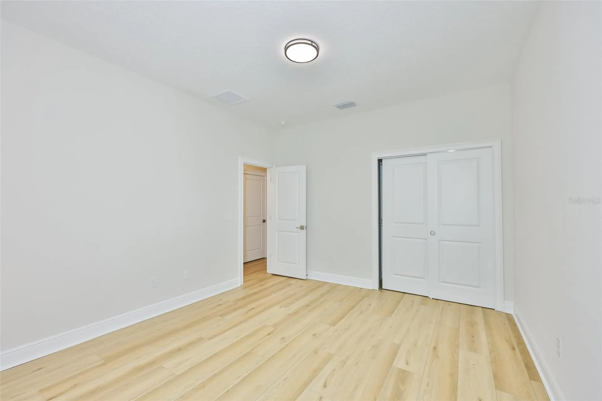 1911 W Beach Street Tampa FL 33607