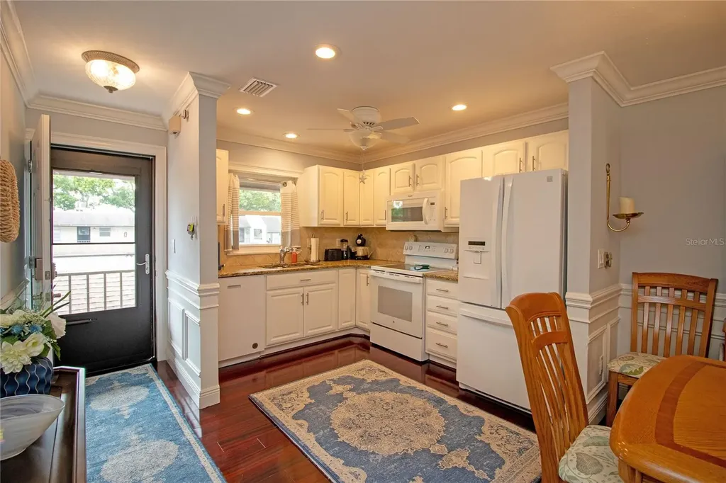1100 E Bay Drive Largo FL 33770