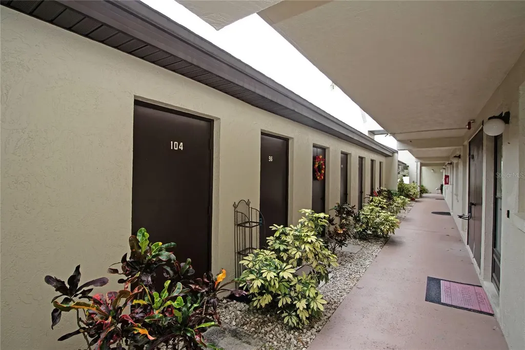 1100 E Bay Drive Largo FL 33770