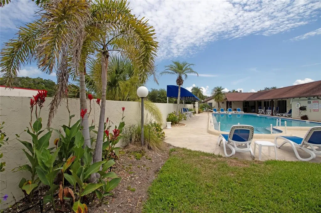 1100 E Bay Drive Largo FL 33770