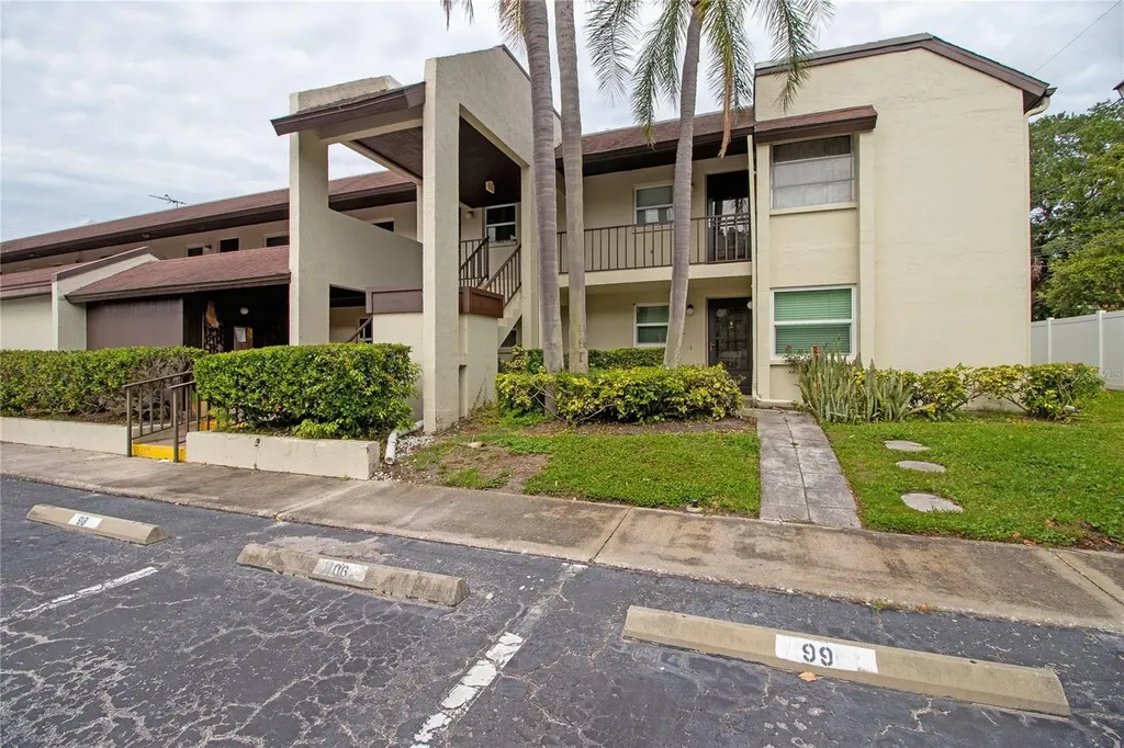 1100 E Bay Drive Largo FL 33770