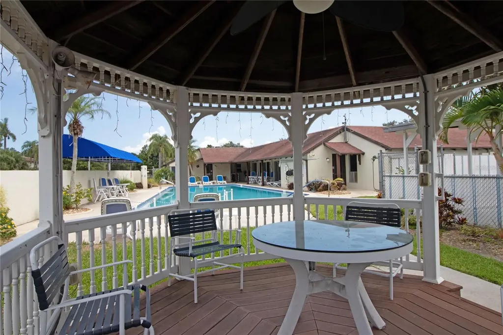 1100 E Bay Drive Largo FL 33770