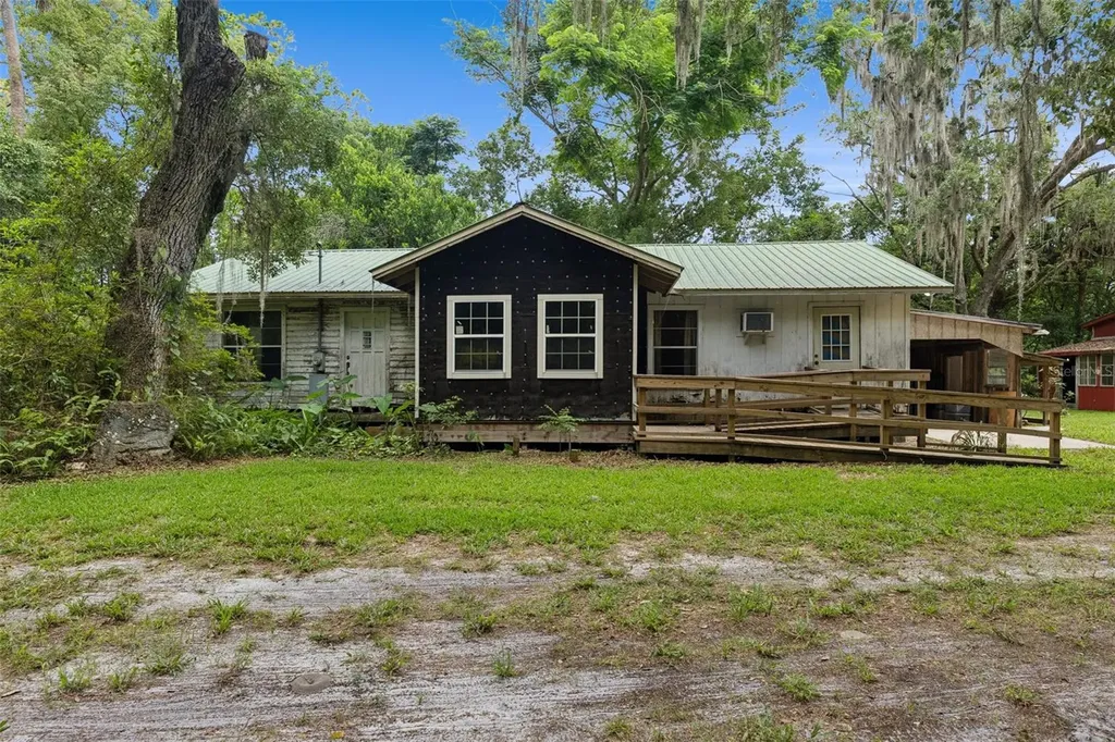 1555 Church Street Pierson FL 32180