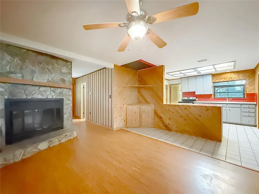 8980 E Devilsneck Road Floral City FL 34436