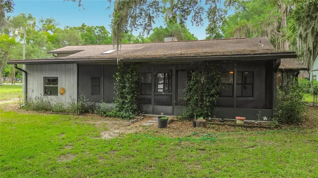 8980 E Devilsneck Road Floral City FL 34436