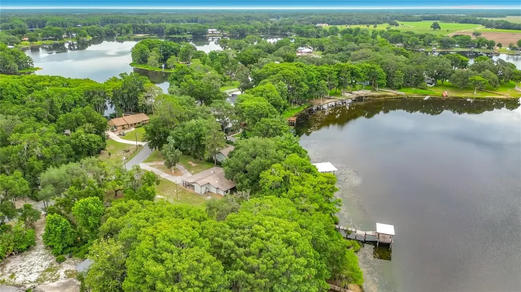 8980 E Devilsneck Road Floral City FL 34436